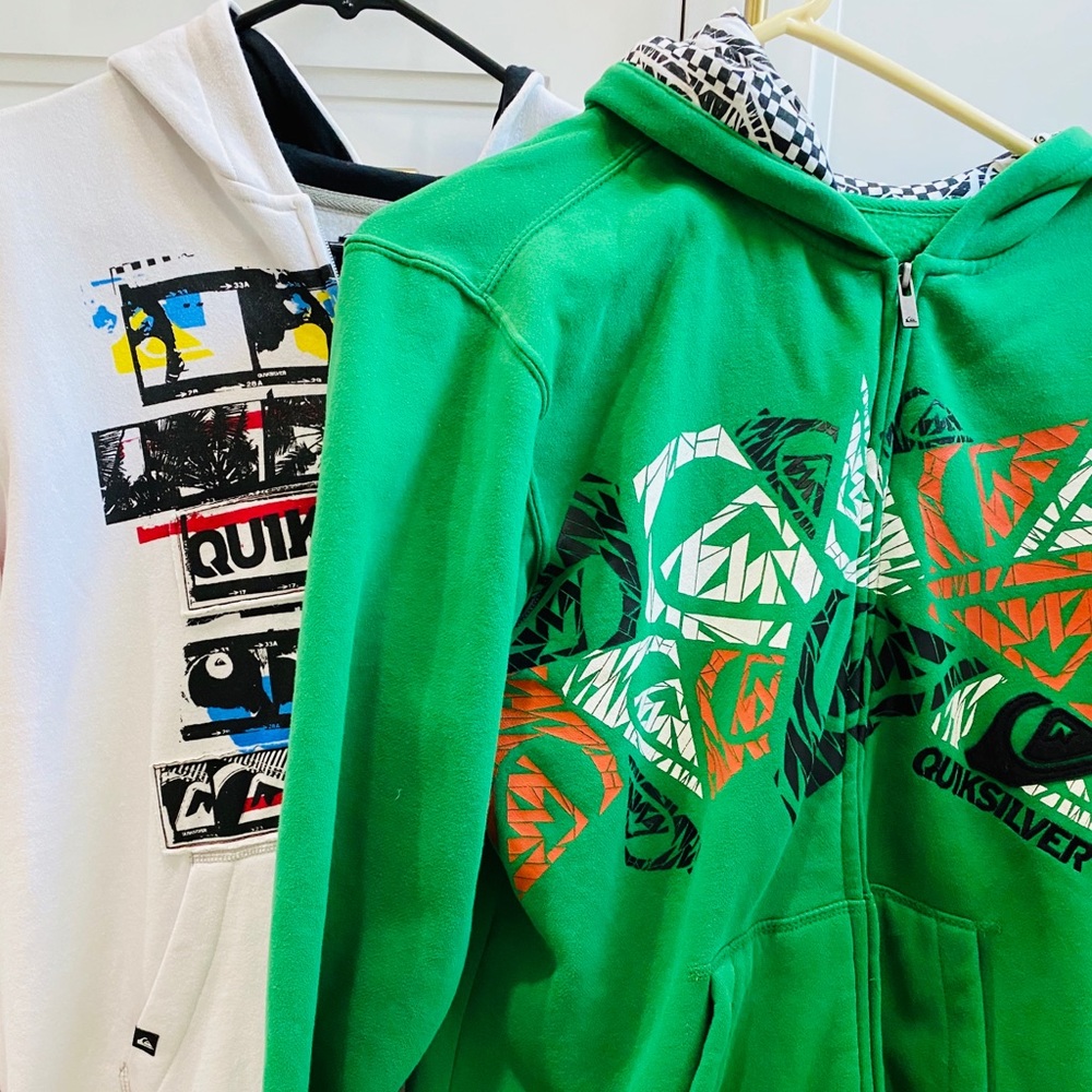 Quiksilver boys XL sz20. 2 zipper hooded sweaters